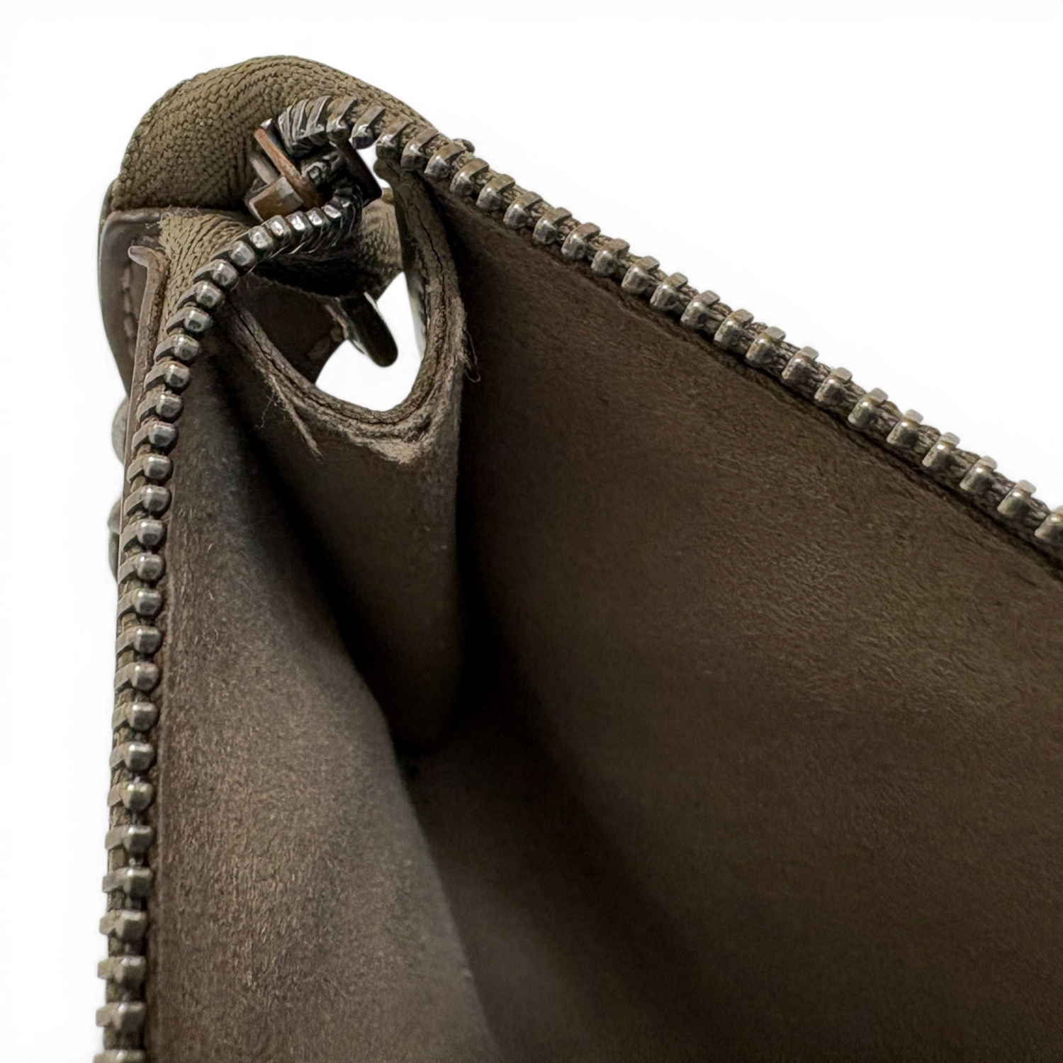 Louis Vuitton Epi Pochette Accessories 24 Gray
