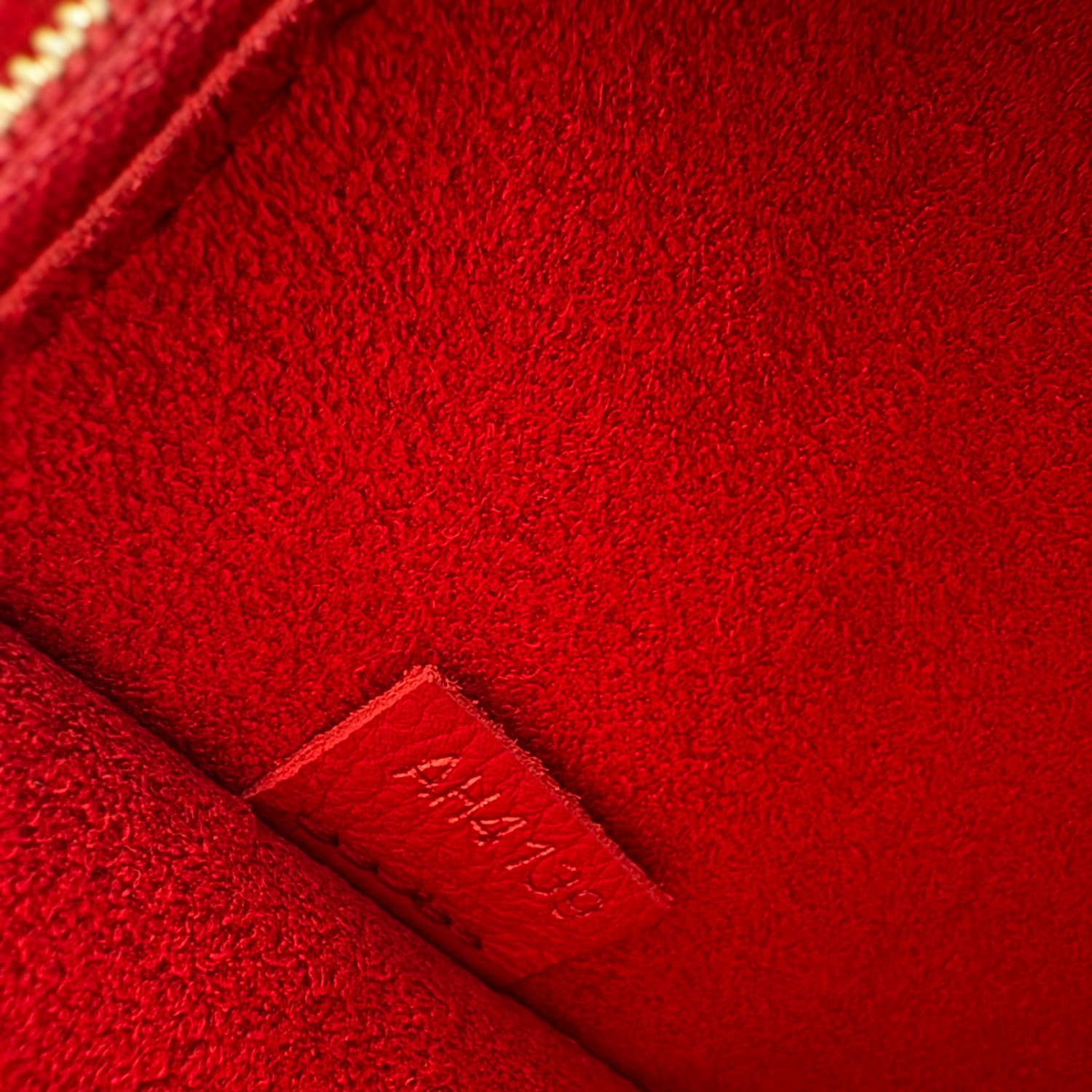 Monogram Victoire Cherry