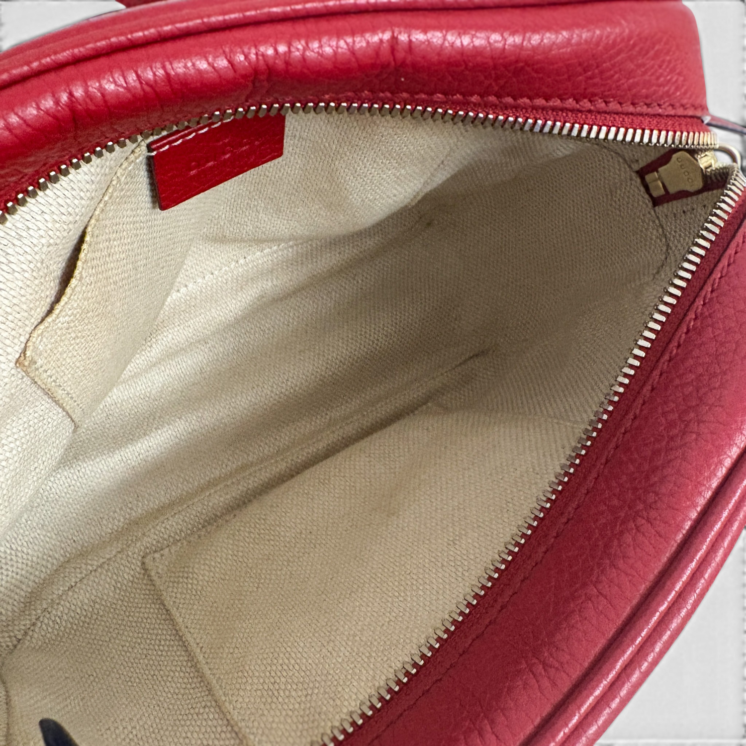 Pebbled Calfskin Small Soho Disco Bag Tabasco Red