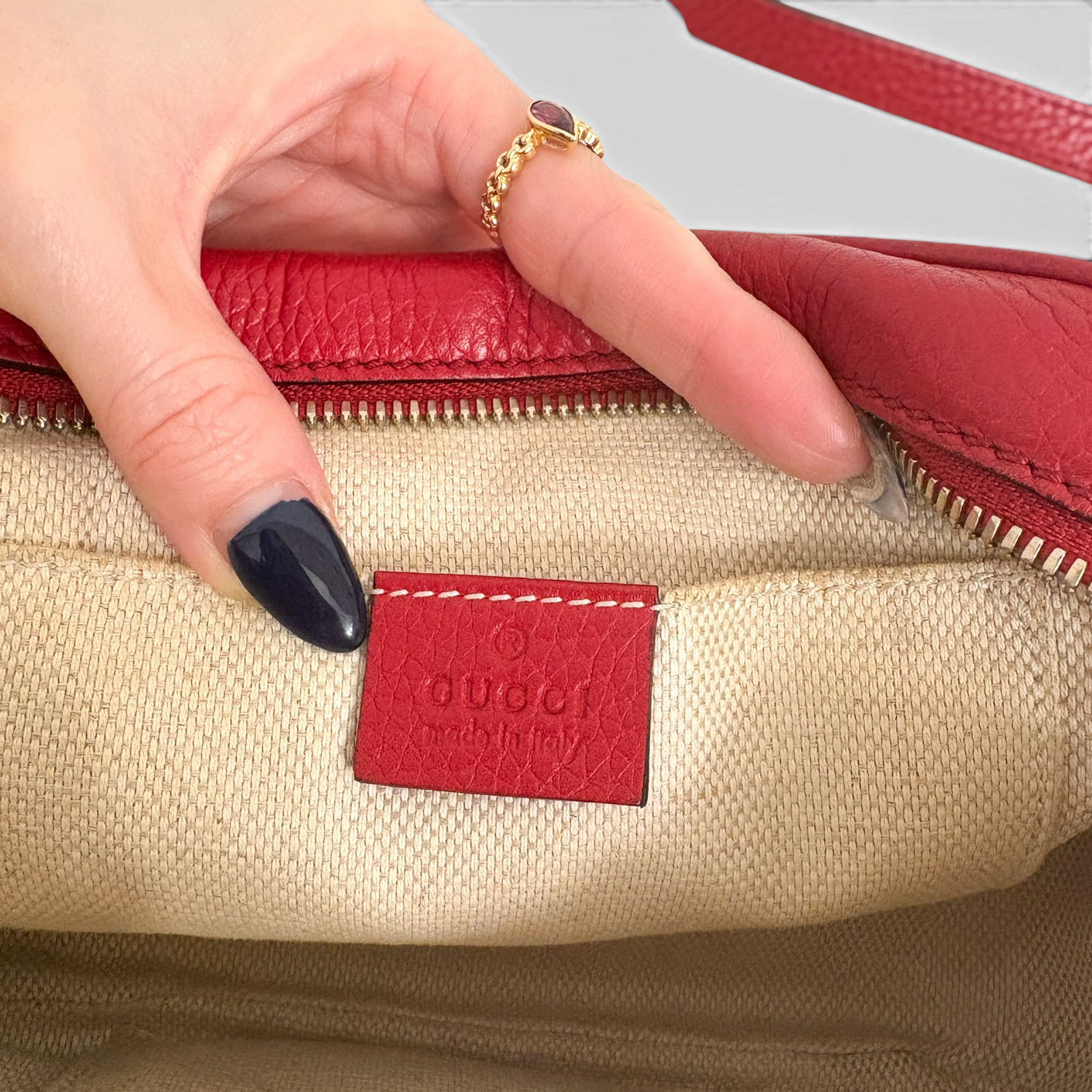 Pebbled Calfskin Small Soho Disco Bag Tabasco Red