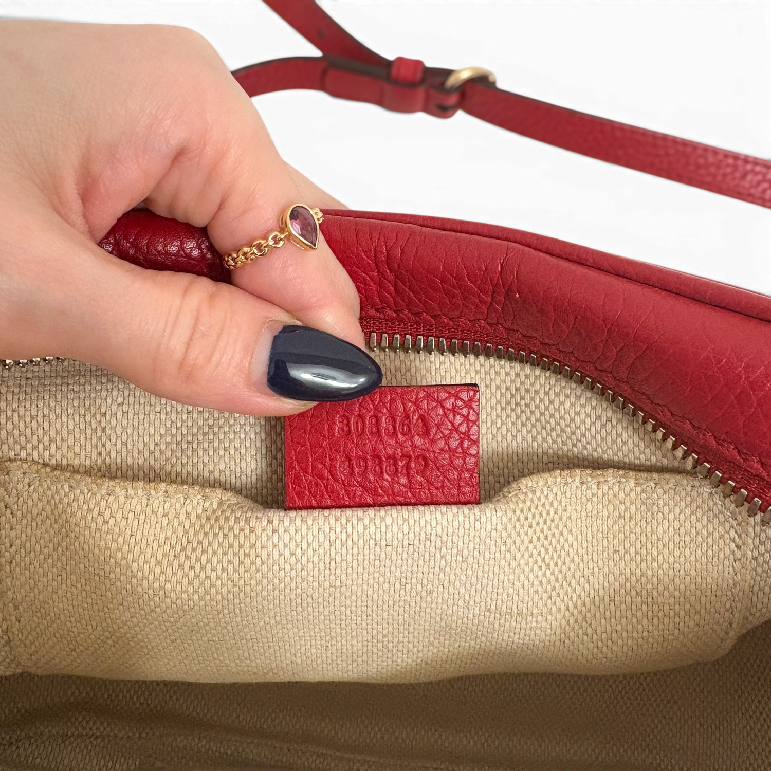 Pebbled Calfskin Small Soho Disco Bag Tabasco Red