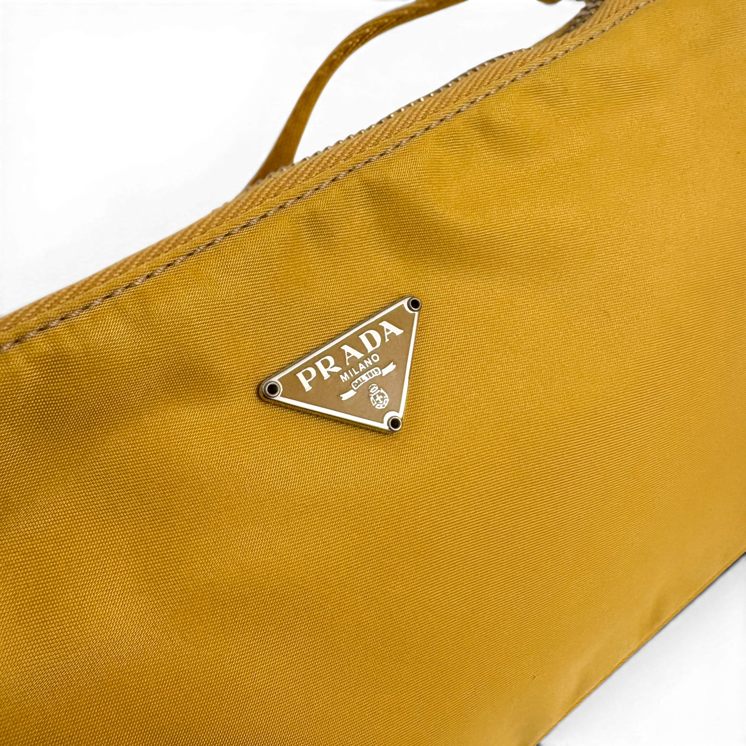 Nylon Vela Pouch Cedro Yellow