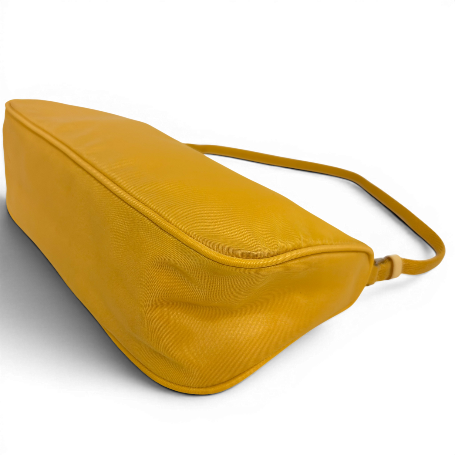 Nylon Vela Pouch Cedro Yellow