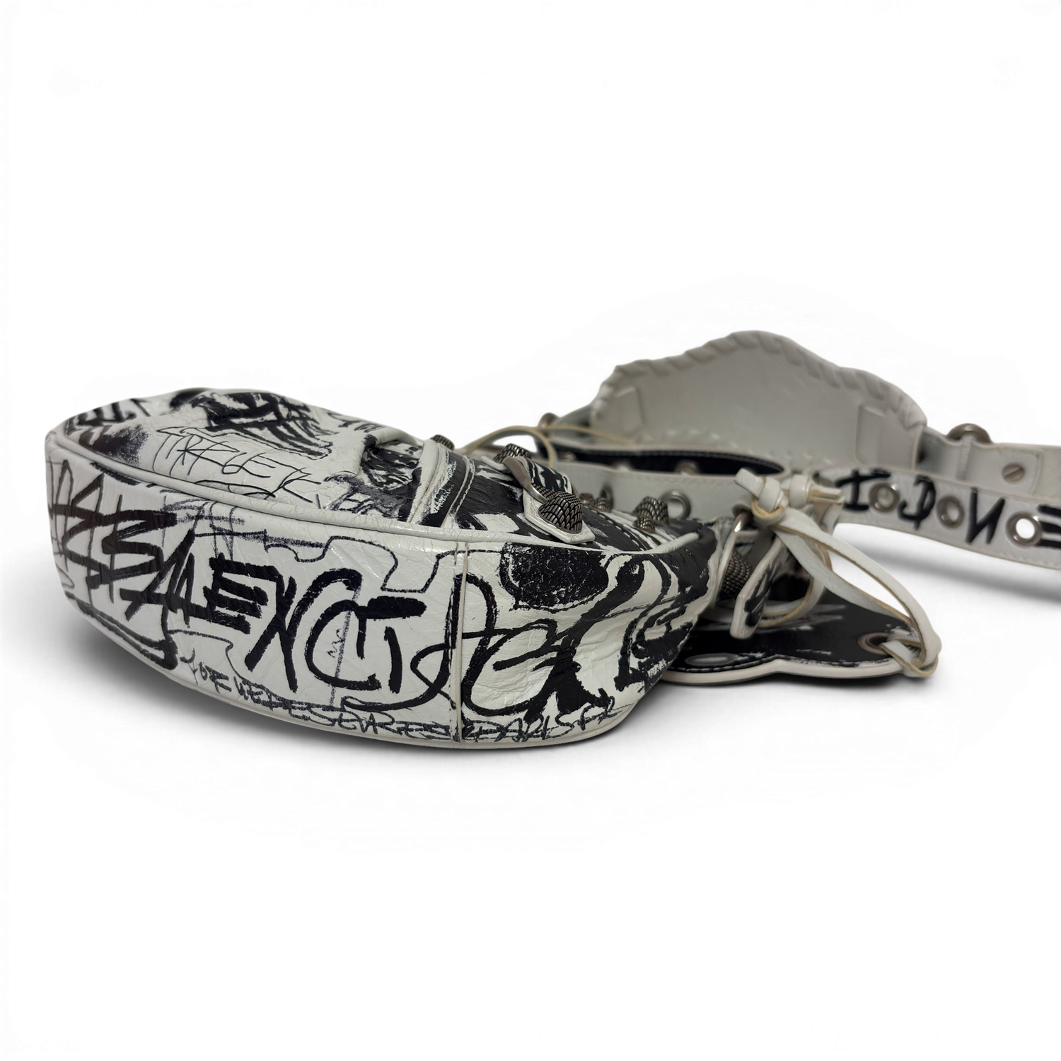Agneau Arena Graffiti Le Cagole Shoulder Bag XS White Black