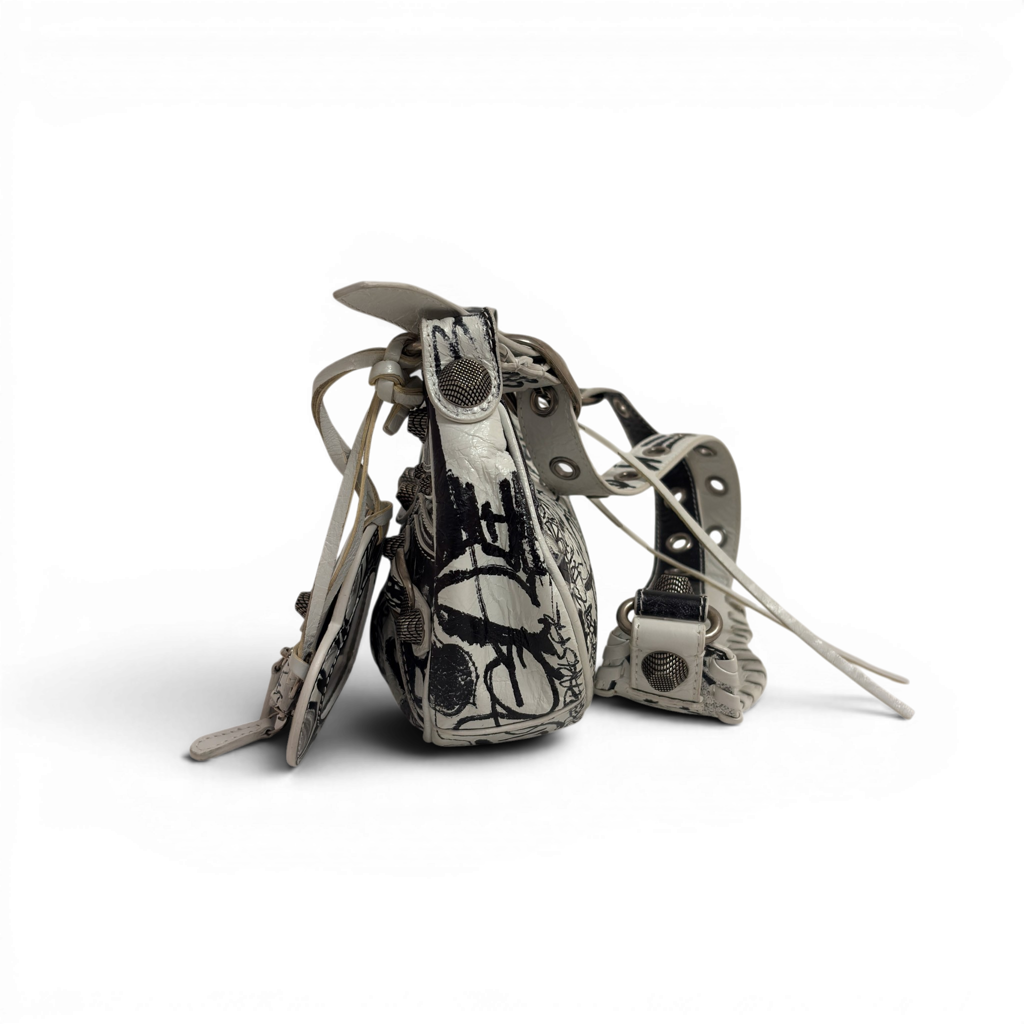 Agneau Arena Graffiti Le Cagole Shoulder Bag XS White Black