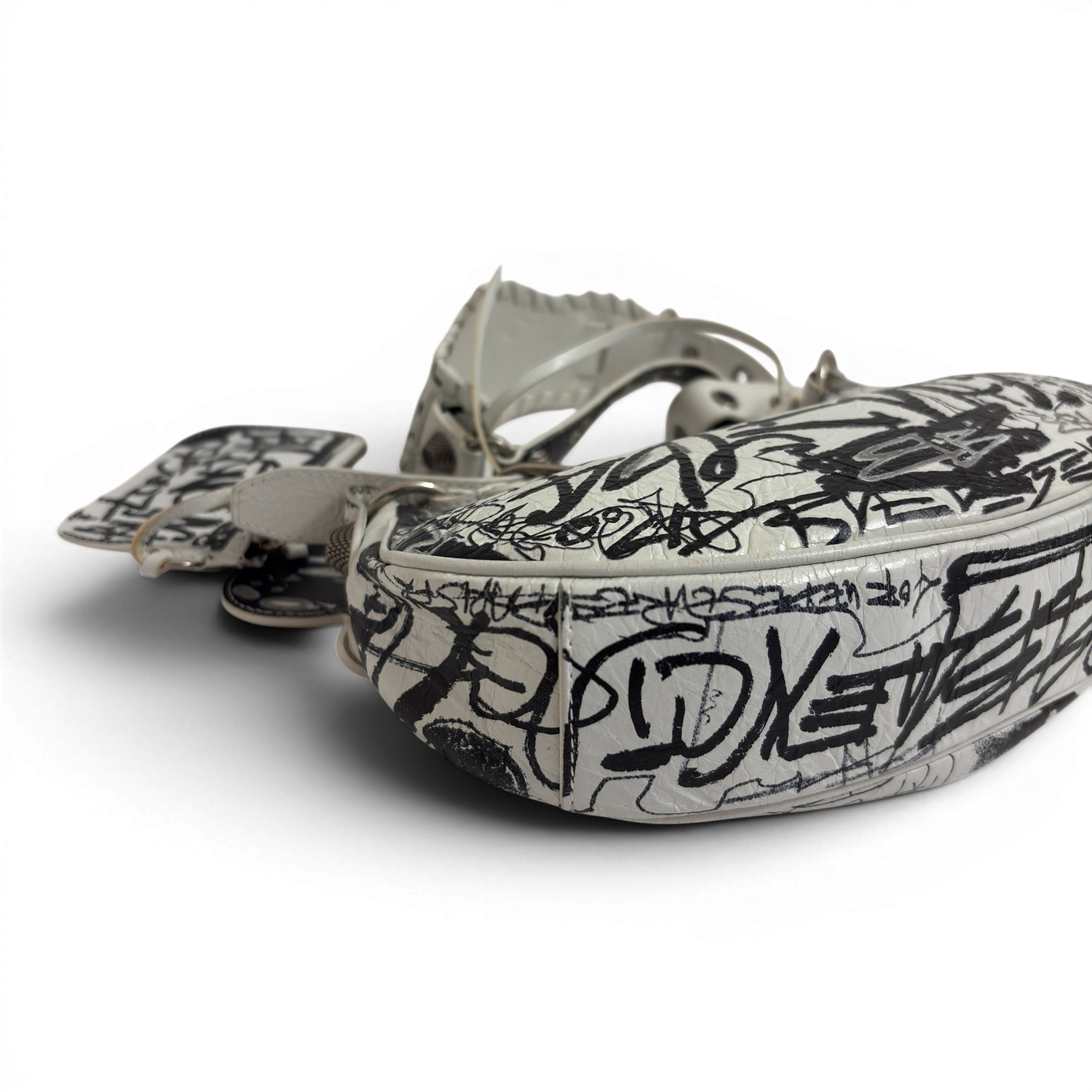 Agneau Arena Graffiti Le Cagole Shoulder Bag XS White Black